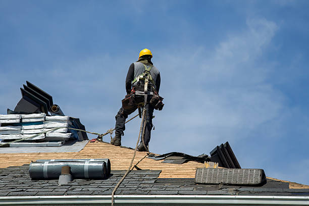 Professional Roofing technician working in Coupeville, WA